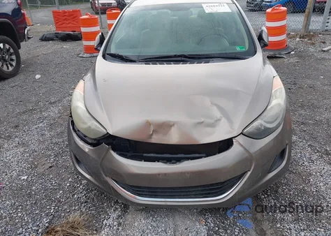 2013 Hyundai Elantra Gls z USA, uszkodzony, nr VIN 5NPDH4AE6DH182386